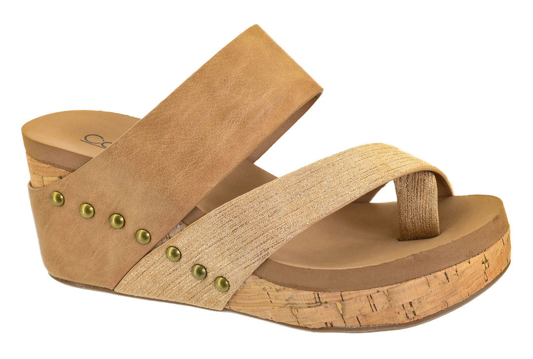 Bashful Wedge-Caramel