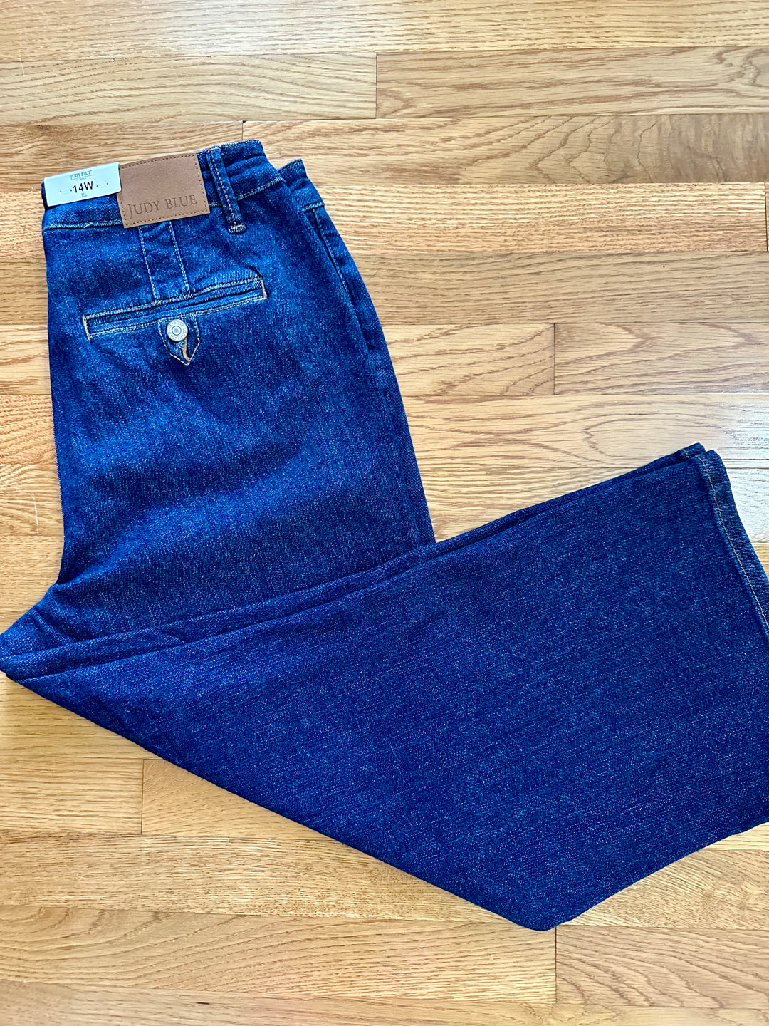 Judy Blue Dark Blue Capris