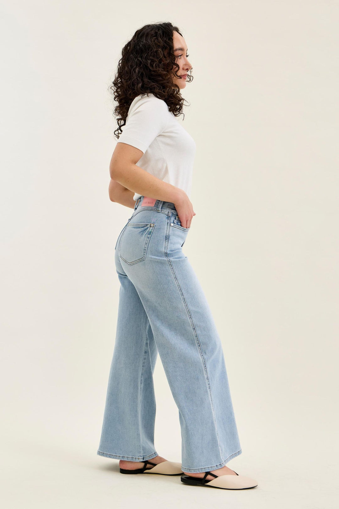 Petite Easy Breeze Wide Leg Jeans