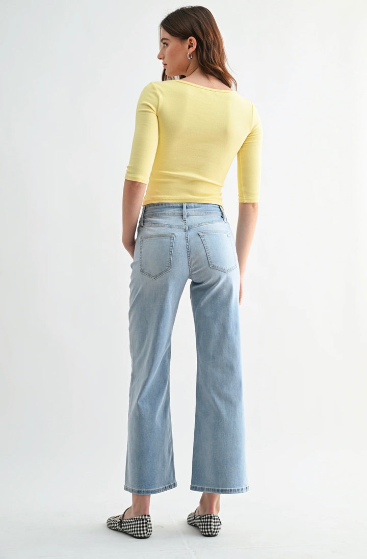 🌊 Coastal Cool Ankle Jeans