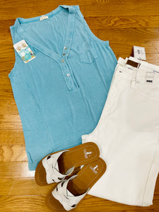 Blue ribbed tank