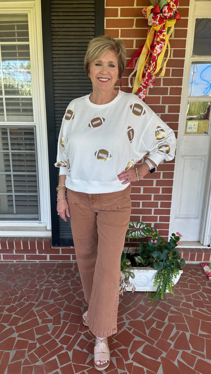 HIGH RISE CROPPED WIDE LEG WITH PATCH PKT