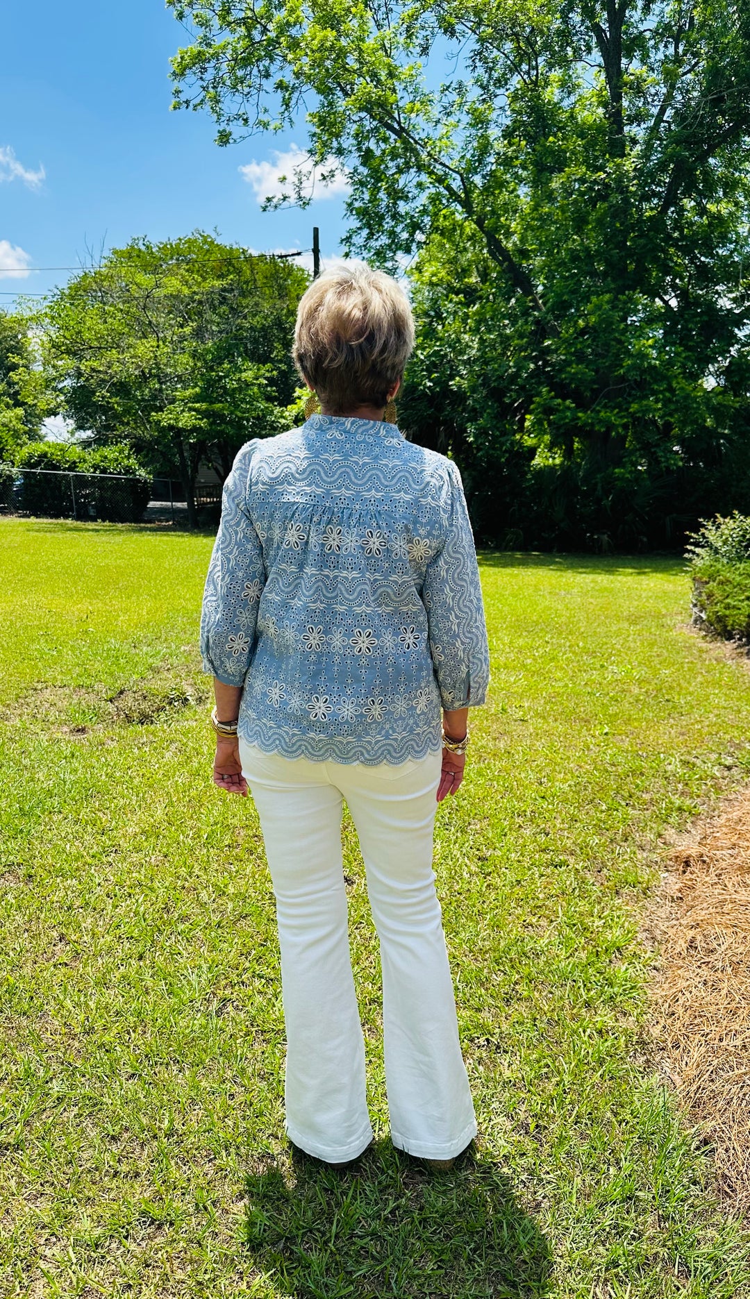 Scalloped Edge Top