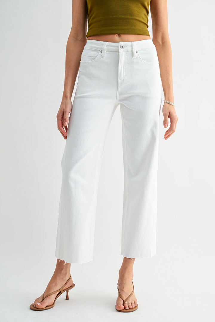 🤍 Pure Chic Straight Ankles