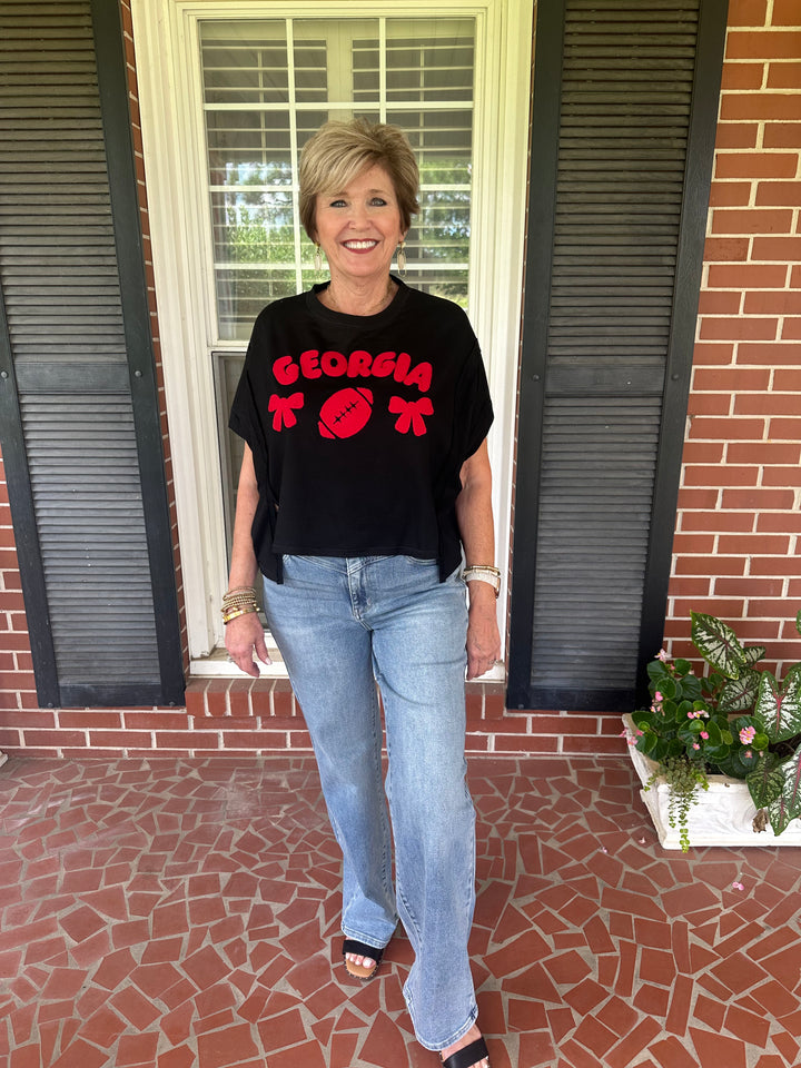 Between the Hedges Tee 🌹🏈