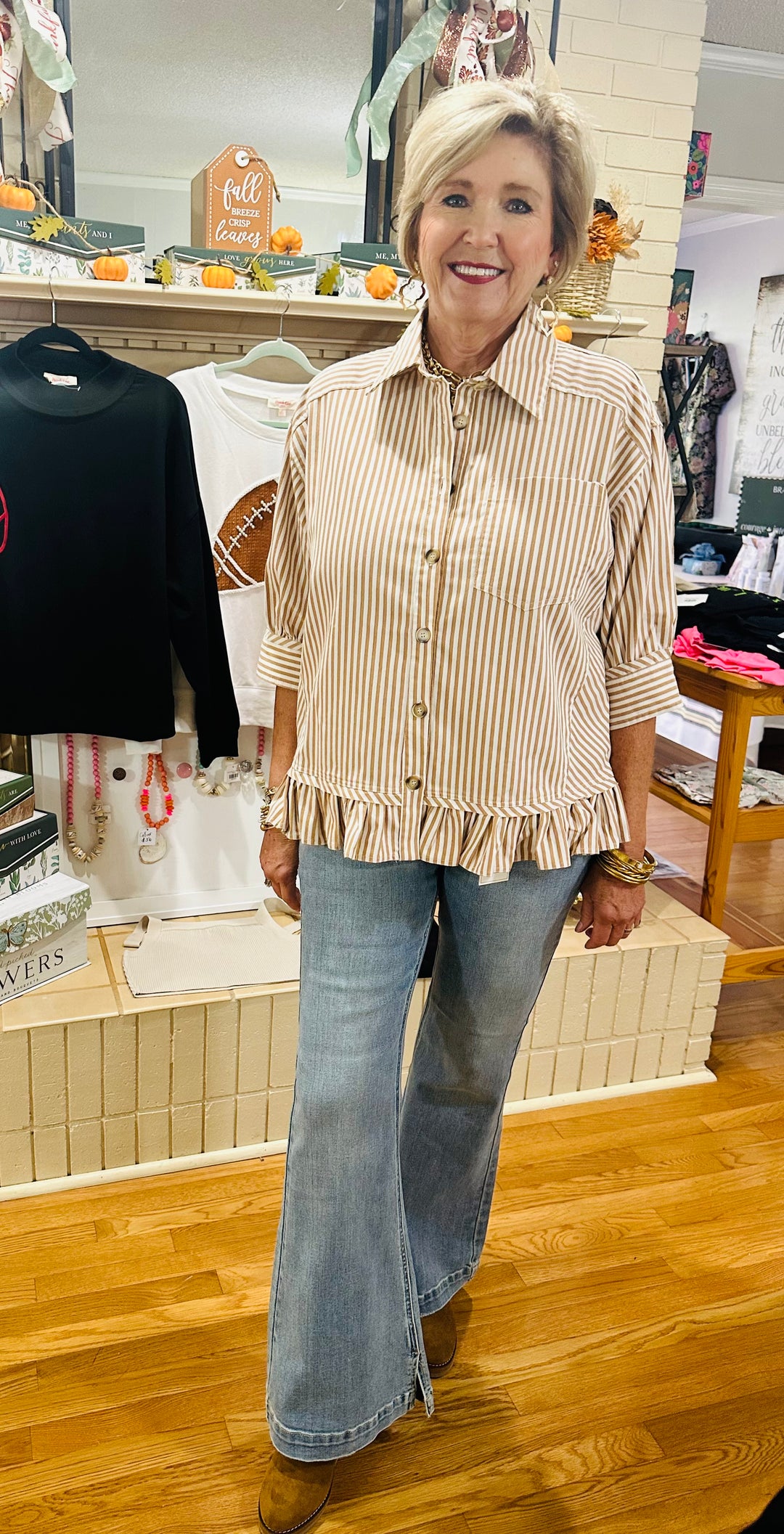 Sweetly Striped Ruffle Top 🤎