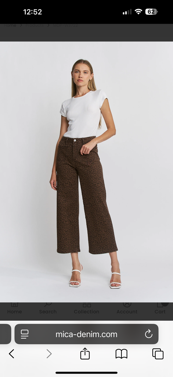 Midnight Wild Leopard Crop