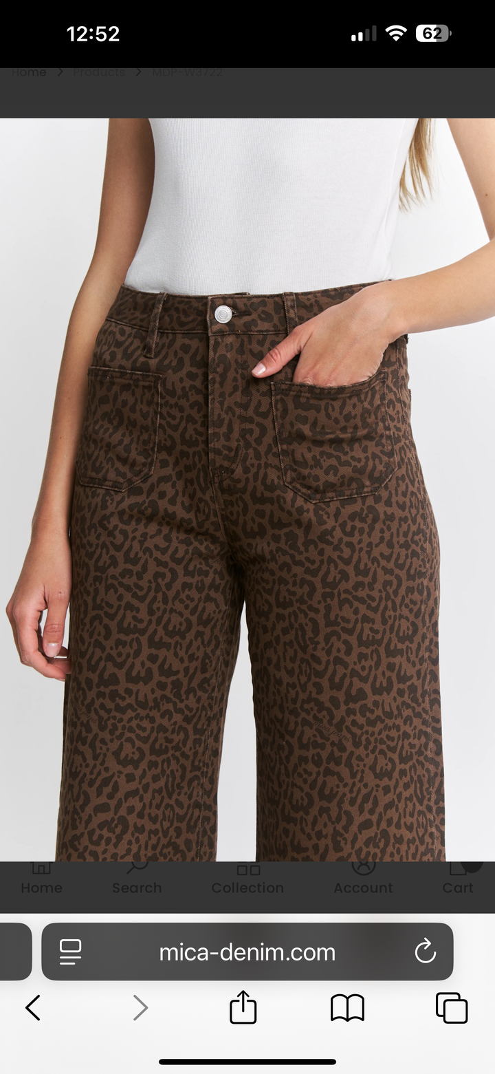 Midnight Wild Leopard Crop