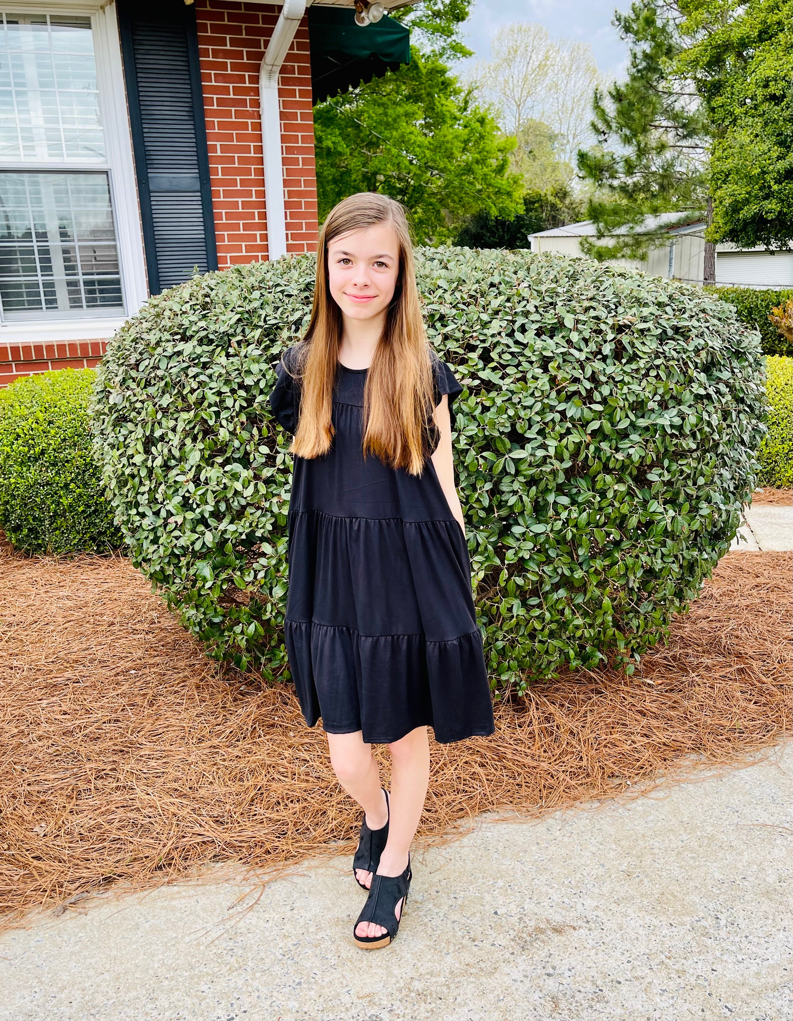 Kids Ruffle short cap sleeve tiered dress-Black
